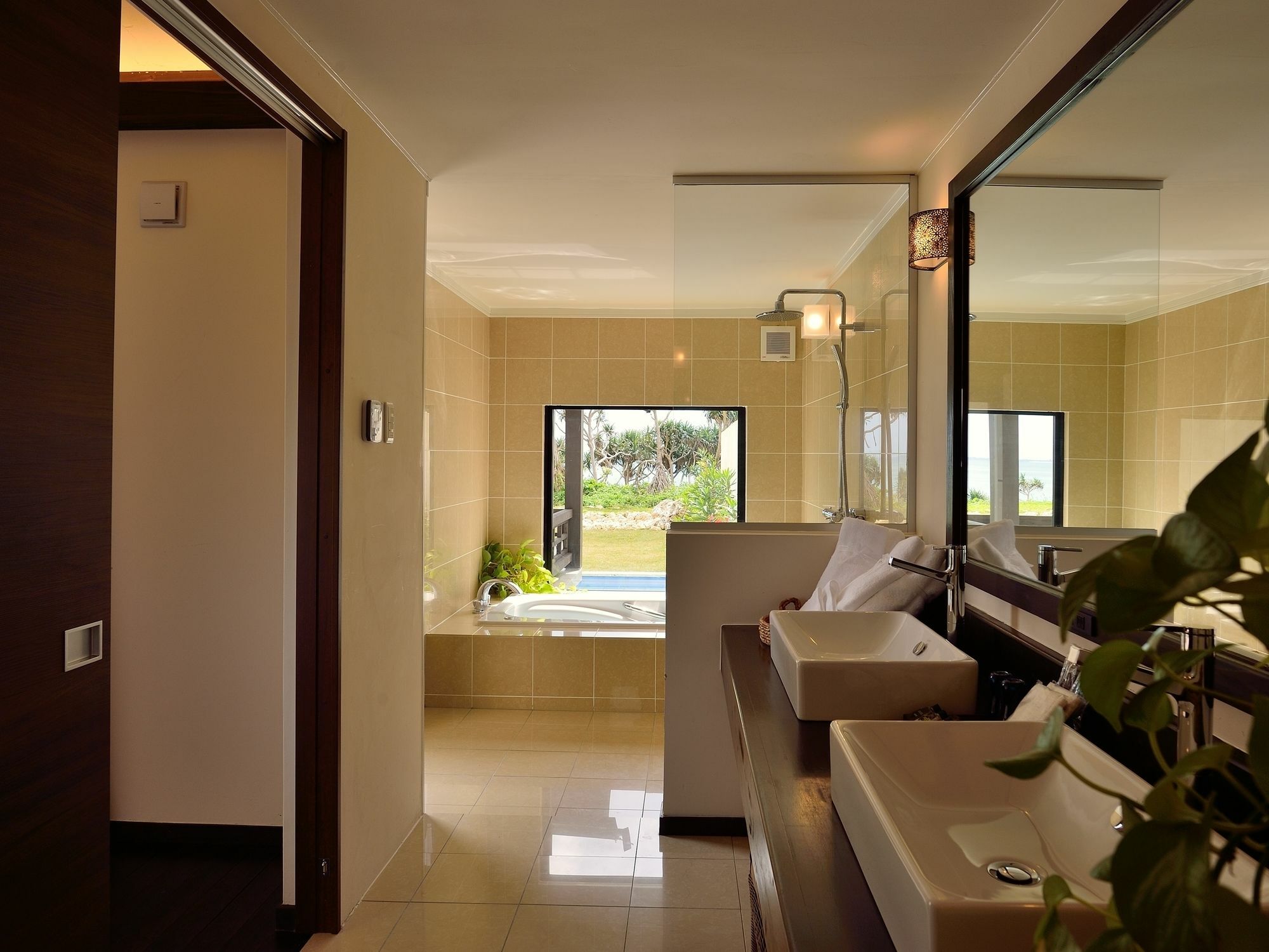 Konpeki The Villa All Suite Miyakojima  ภายนอก รูปภาพ